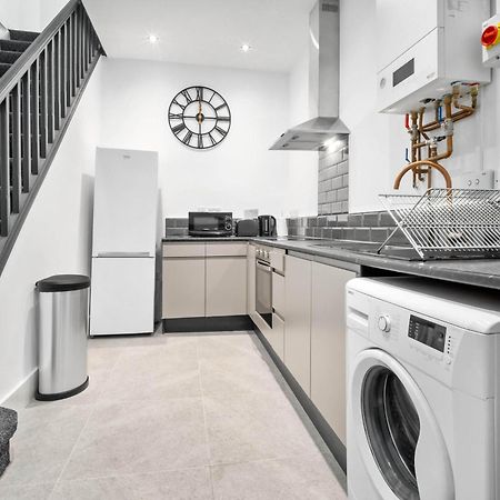 Luxe Apartment - Rowley Regis - Parking - Top Rated - Netflix - Wifi - 49Bg Cradley Heath Exteriér fotografie