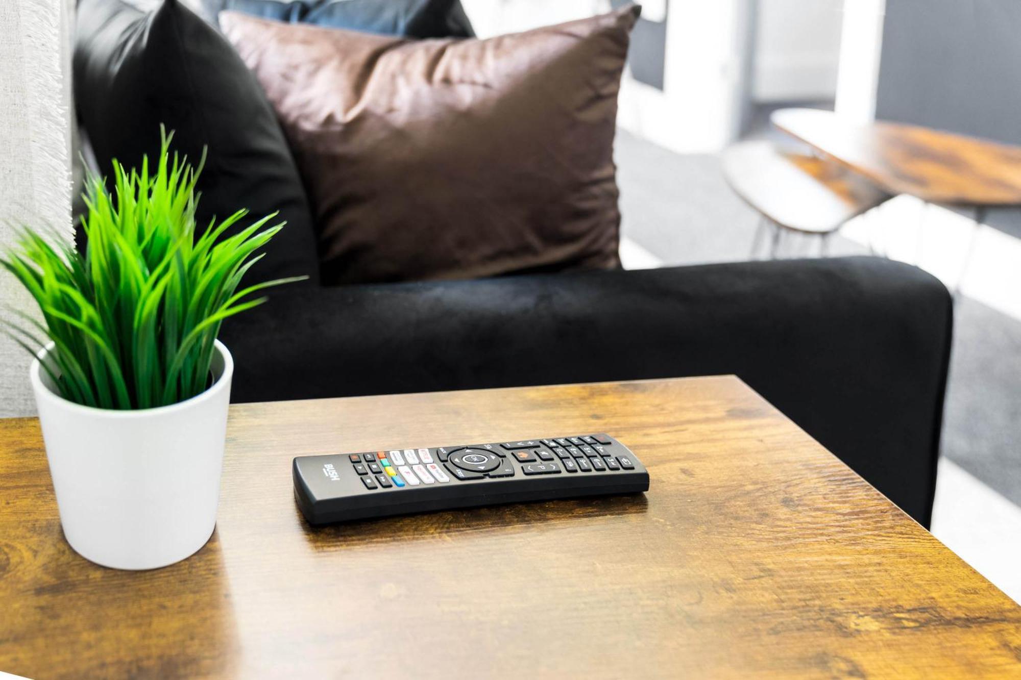 Luxe Apartment - Rowley Regis - Parking - Top Rated - Netflix - Wifi - 49Bg Cradley Heath Exteriér fotografie